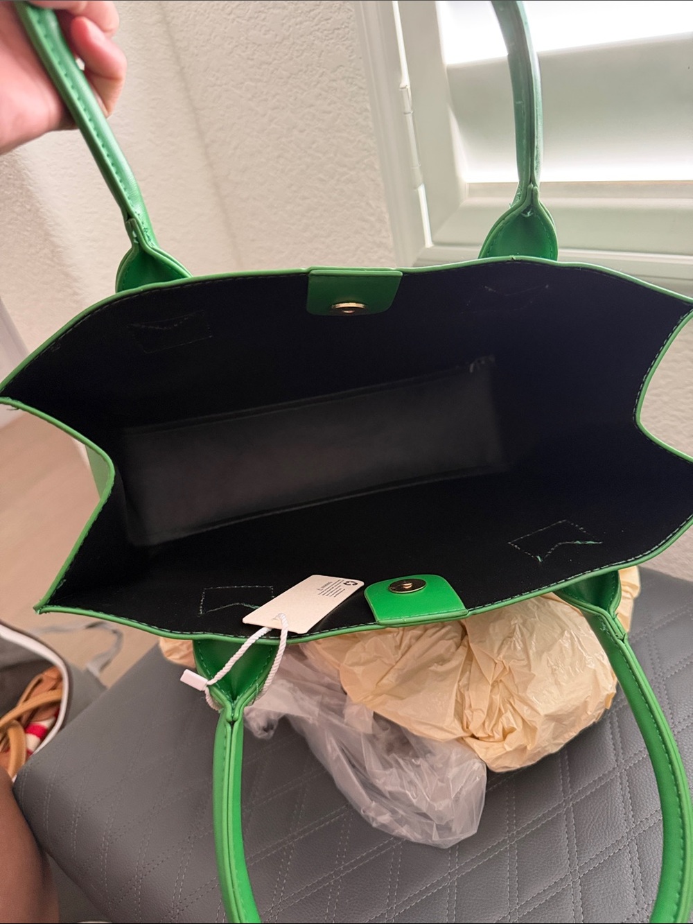 Unbranded Green Vegan Leather Statement Tote Bag with Pink Script - Picture 6 of 6